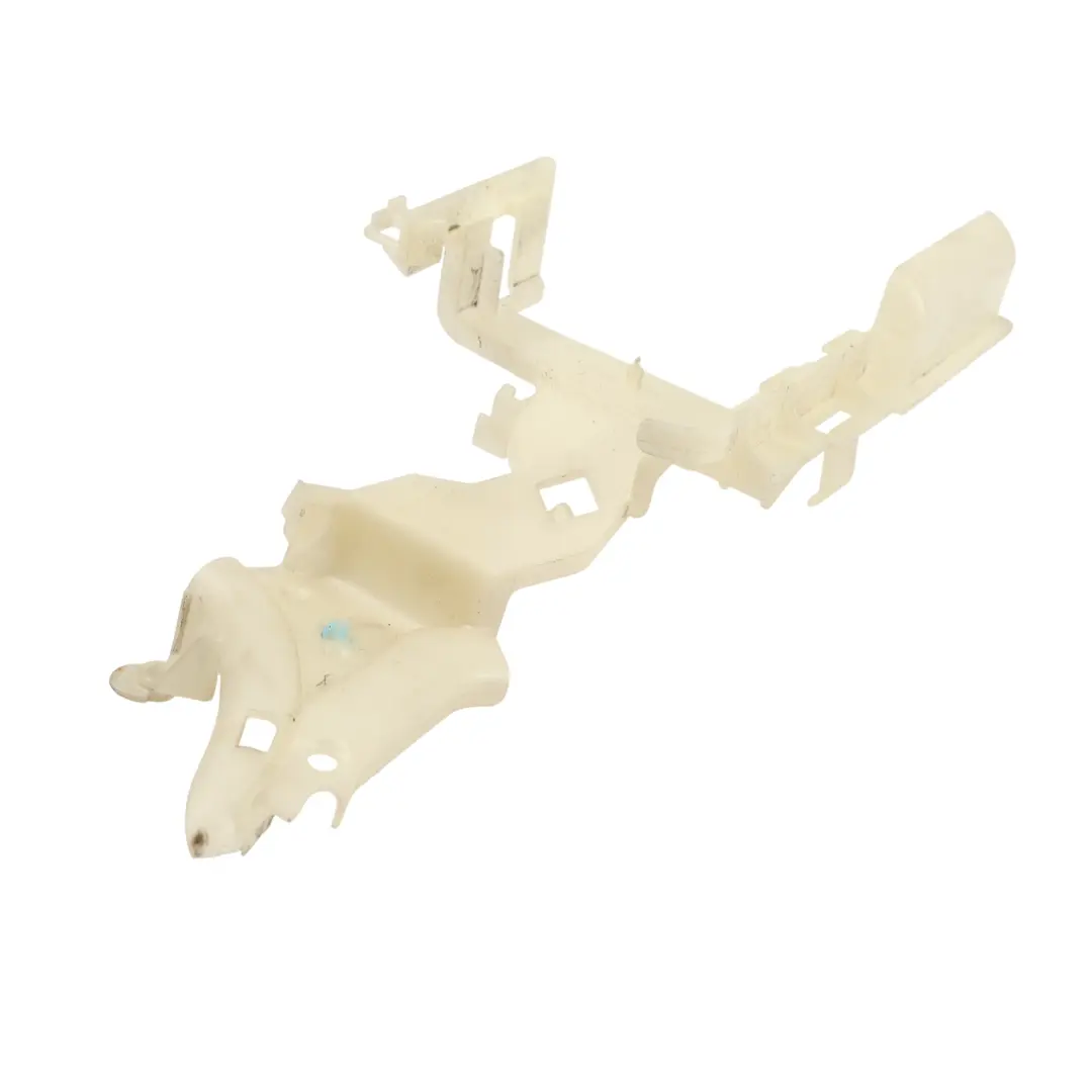 Soporte Cerradura Puerta Trasera Derecha para Volkswagen Passat CC con número de pieza 3C8839768B Volkswagen Passat CC Soporte Cerradura Puerta Trasera Derecha - SKU 3C8839768B - Número de pieza 3C8839768B