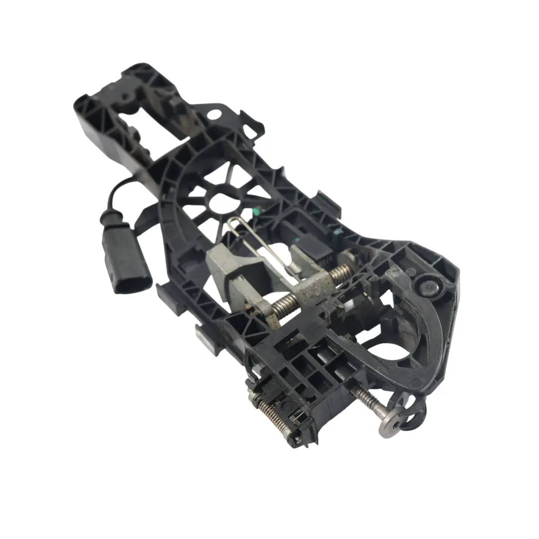 Türgriff Halterung Hinten Rechts für Volkswagen Passat CC mit Teilenummer 3C8839886 Volkswagen Passat CC Türgriff Halterung Hinten Rechts - SKU 3C8839886 - Teilenummer 3C8839886