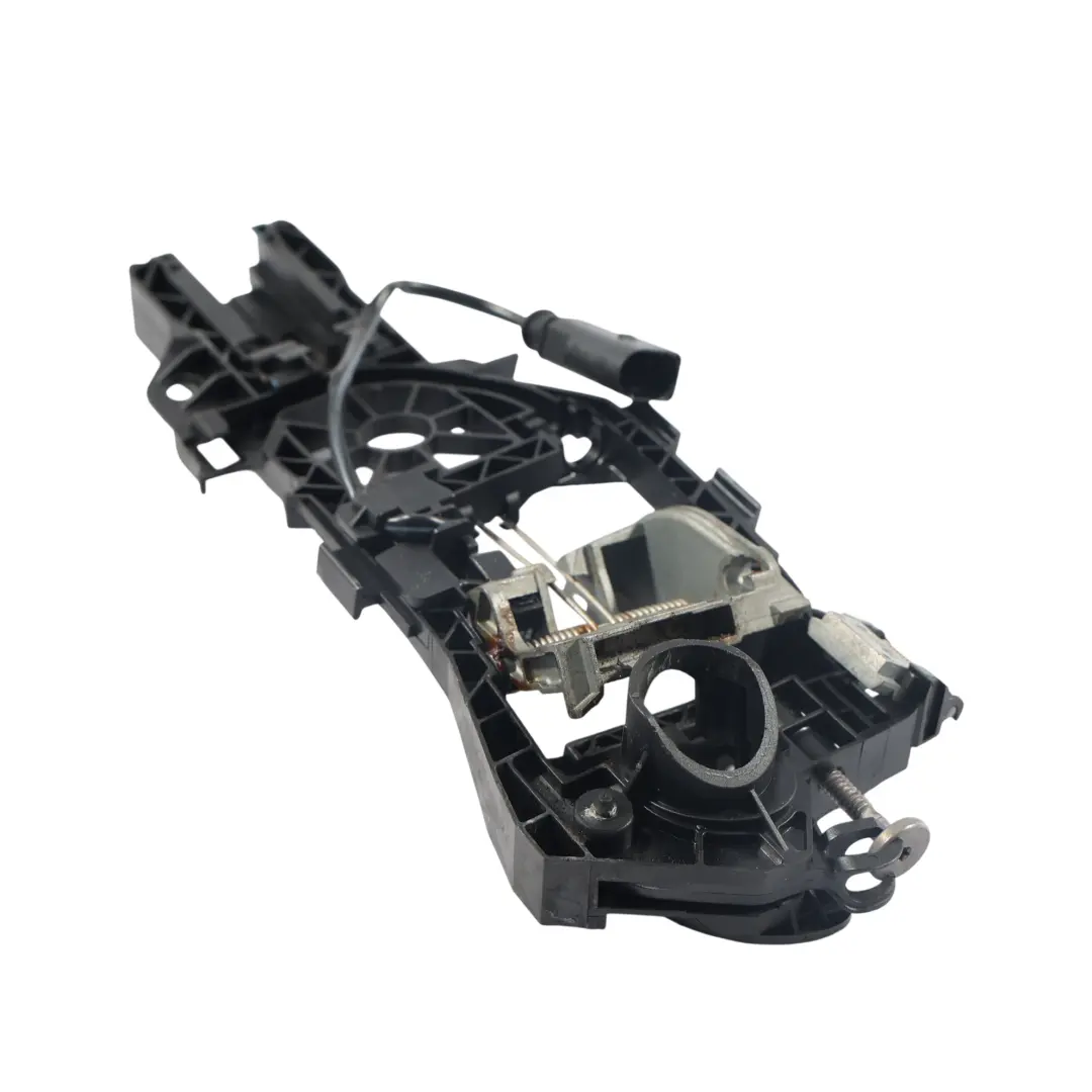 Volkswagen Passat CC Wspornik Mocowania Klamki Drzwi Prawy Tył - SKU 3C8839886 - Numer Części 3C8839886