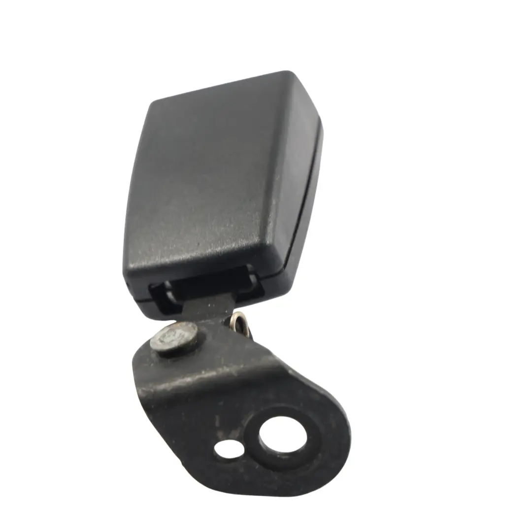 Klamra Pasa Bezpieczeństwa Tylna Prawa do Volkswagen Passat CC o numerze 3C8857740A Volkswagen Passat CC Klamra Pasa Bezpieczeństwa Tylna Prawa - SKU 3C8857740A - Numer Części 3C8857740A