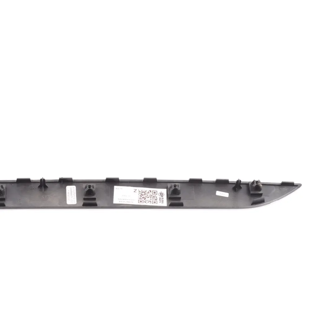 Modanatura Porta Ant Dx Alu Spazzolato per Volkswagen Passat CC con numero di parte 3C8867410A Volkswagen Passat CC Modanatura Porta Ant Dx Alu Spazzolato - SKU 3C8867410A - Numero di parte 3C8867410A