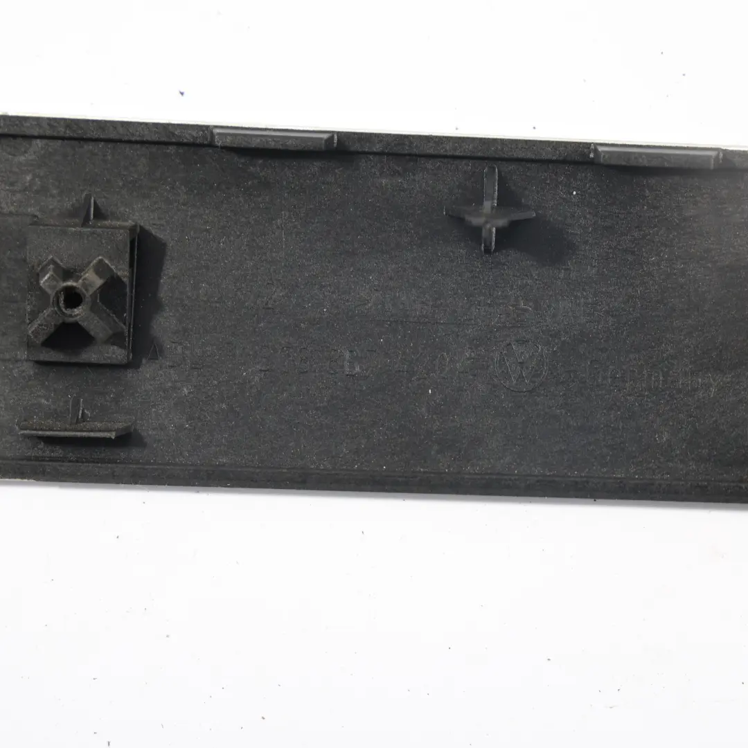 Baguette Garniture Porte Arrière Droite Aluminium Brossé pour Volkswagen Passat CC à propos du numéro de pièce 3C8867420A Volkswagen Passat CC Baguette Garniture Porte Arrière Droite Aluminium Brossé - SKU 3C8867420A - Numéro de pièce 3C8867420A