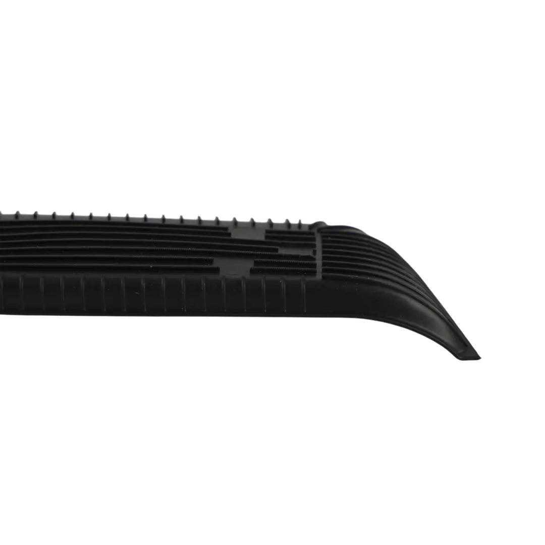 Caja Almacenaje Puerta Delantero Izquierdo para Volkswagen Passat CC con número de pieza 3C8868133 Volkswagen Passat CC Caja Almacenaje Puerta Delantero Izquierdo - SKU 3C8868133 - Número de pieza 3C8868133