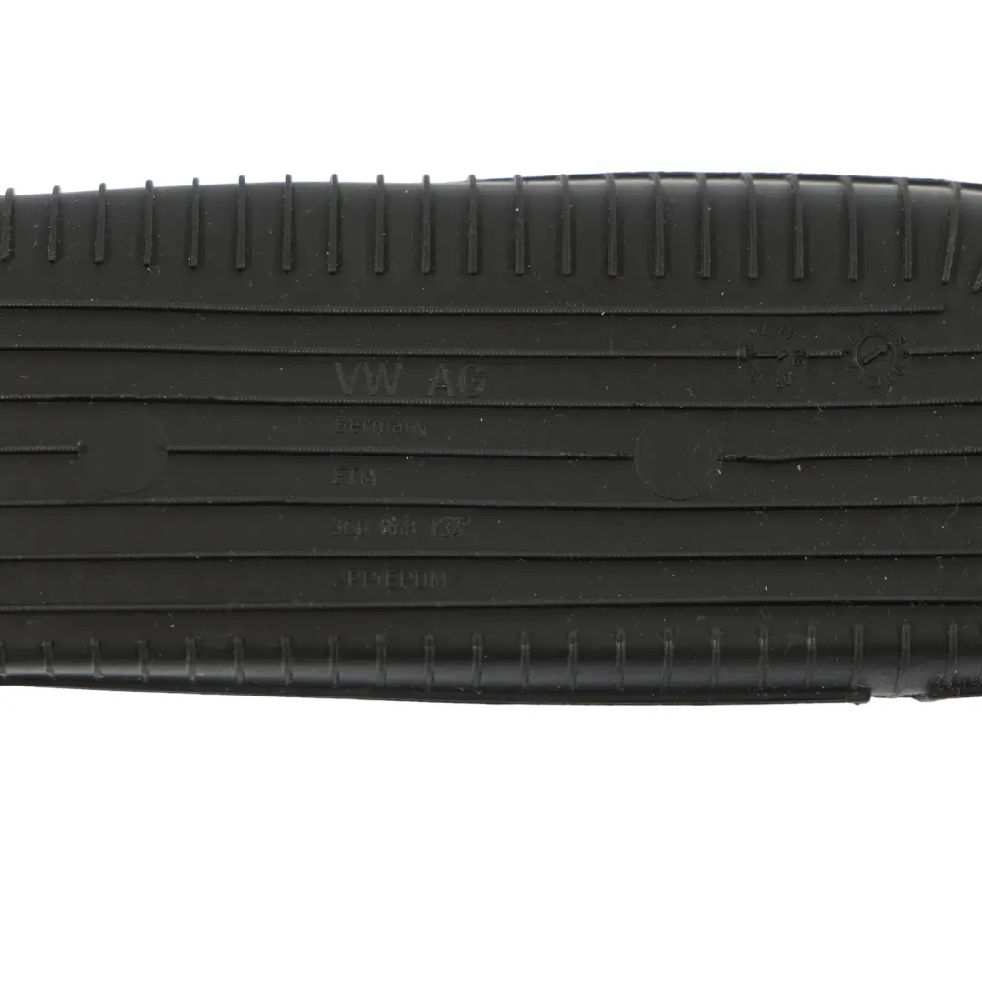 Volkswagen Passat CC Alfombrilla Inserto Puerta Delantero Derecho - SKU 3C8868134 - Número de pieza 3C8868134