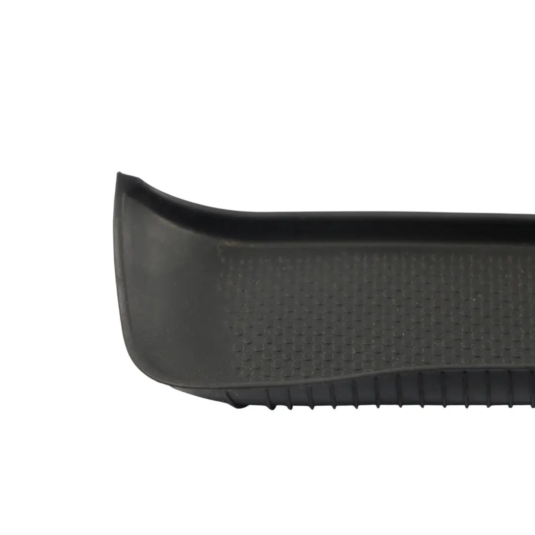 Alfombrilla Inserto Puerta Delantero Derecho para Volkswagen Passat CC con número de pieza 3C8868134 Volkswagen Passat CC Alfombrilla Inserto Puerta Delantero Derecho - SKU 3C8868134 - Número de pieza 3C8868134