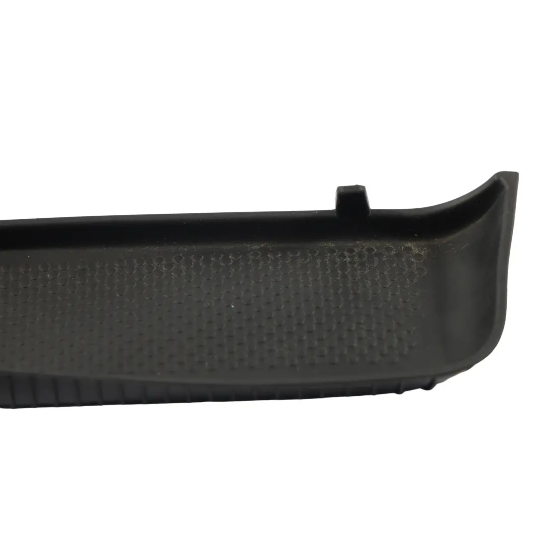 Alfombrilla Inserto Puerta Delantero Derecho para Volkswagen Passat CC con número de pieza 3C8868134 Volkswagen Passat CC Alfombrilla Inserto Puerta Delantero Derecho - SKU 3C8868134 - Número de pieza 3C8868134