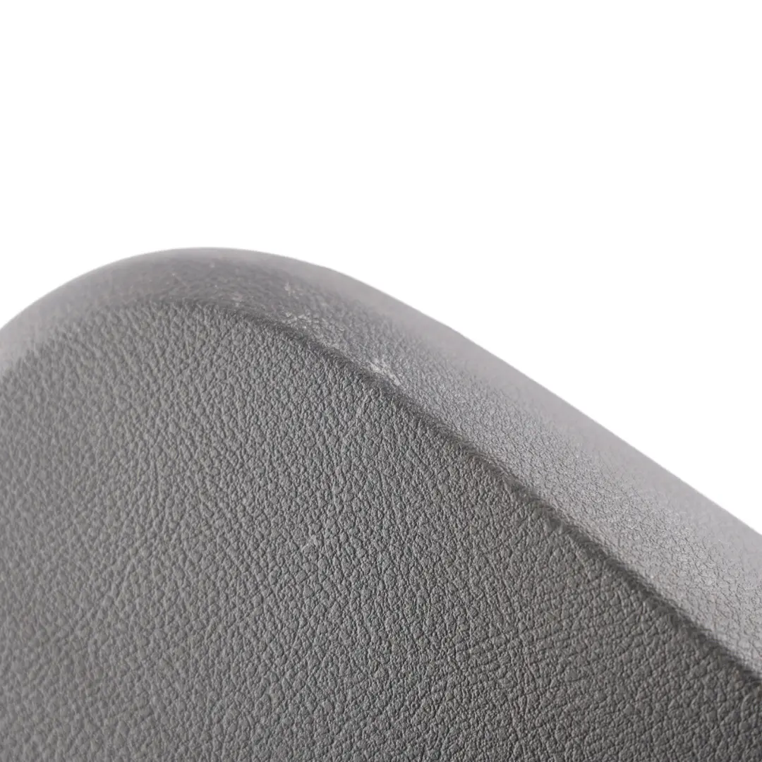 Volkswagen Passat CC Osłona Fotela Przednia Prawa Czarna Satynowa - SKU 3C8881314 - Numer Części 3C8881314