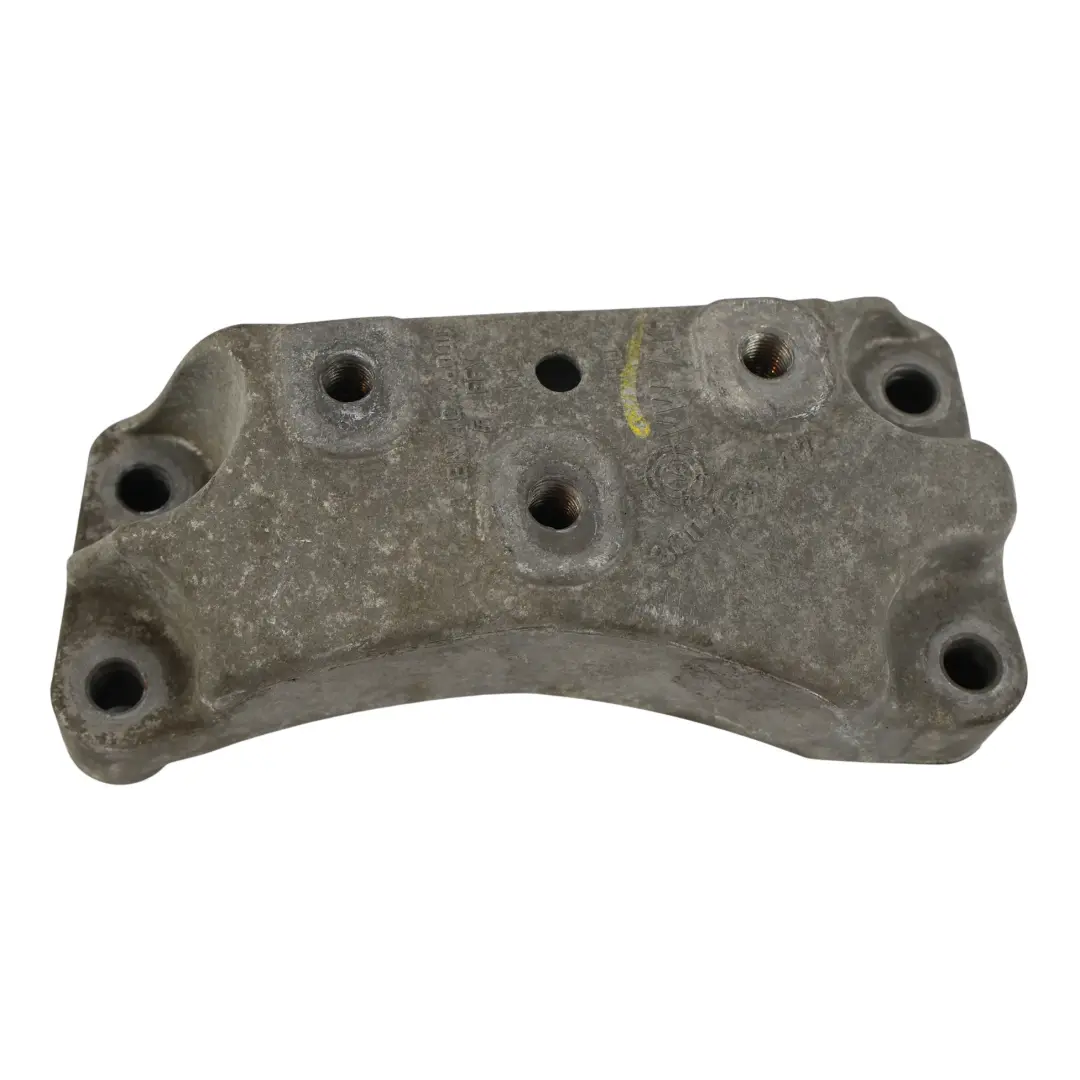 3V Uchwyt Mocowanie Skrzyni Biegów Lewe do Skoda Superb o numerze 3Q0199117 Skoda Superb 3V Uchwyt Mocowanie Skrzyni Biegów Lewe - SKU 3Q0199117 - Numer Części 3Q0199117