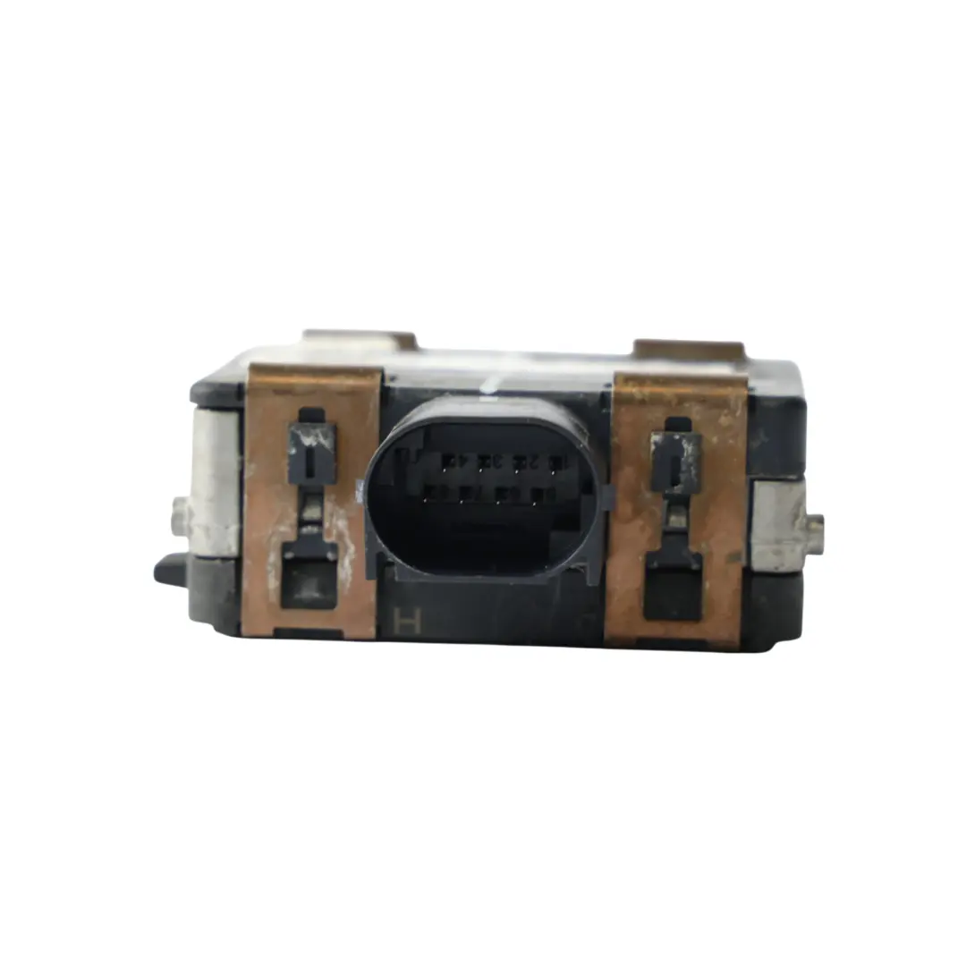 Modulo Assistenza Corsia Controllo Blindspot Sinistra per Audi Q3 F3 con numero di parte 3Q0907590K Audi Q3 F3 Modulo Assistenza Corsia Controllo Blindspot Sinistra - SKU 3Q0907590K - Numero di parte 3Q0907590K