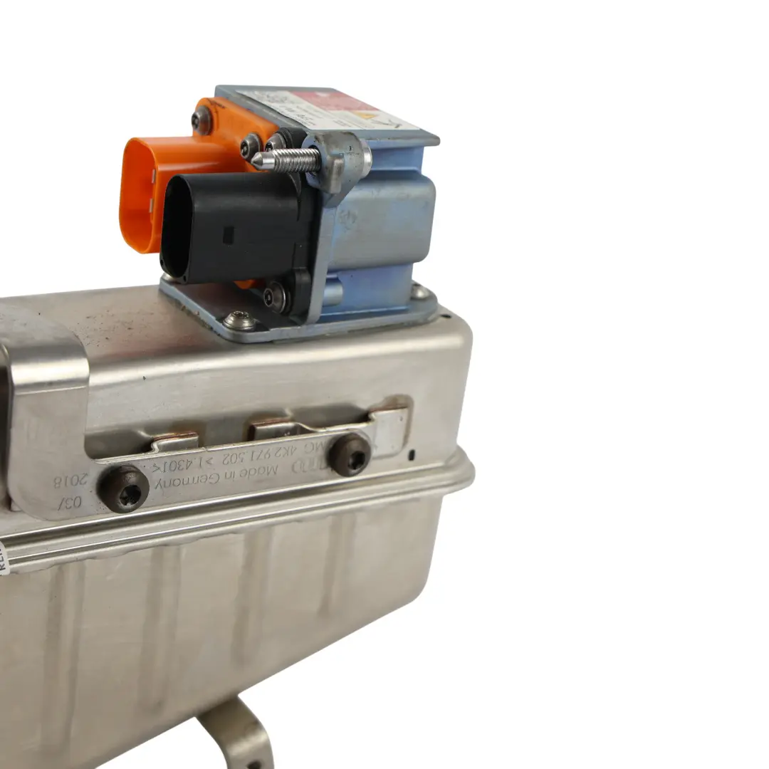 Módulo Calentador Refrigerante Agua para VW Golf MK7 Passat B8 Audi A6 C8 con número de pieza 3Q0963231F VW Golf MK7 Passat B8 Audi A6 C8 Módulo Calentador Refrigerante Agua - SKU 3Q0963231F - Número de pieza 3Q0963231F