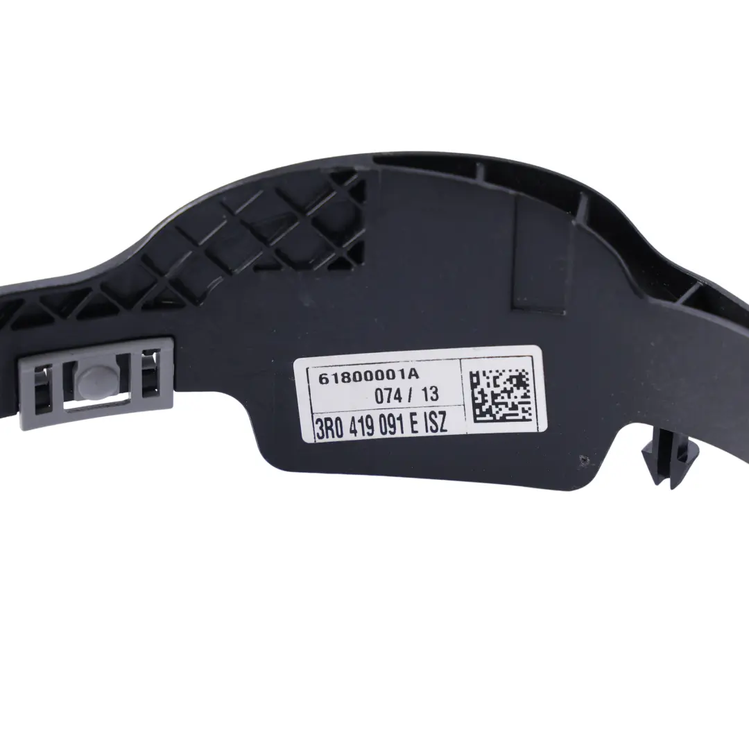3R Embellecedor Marco Volante para Seat Exeo con número de pieza 3R0419091E Seat Exeo 3R Embellecedor Marco Volante - SKU 3R0419091E - Número de pieza 3R0419091E