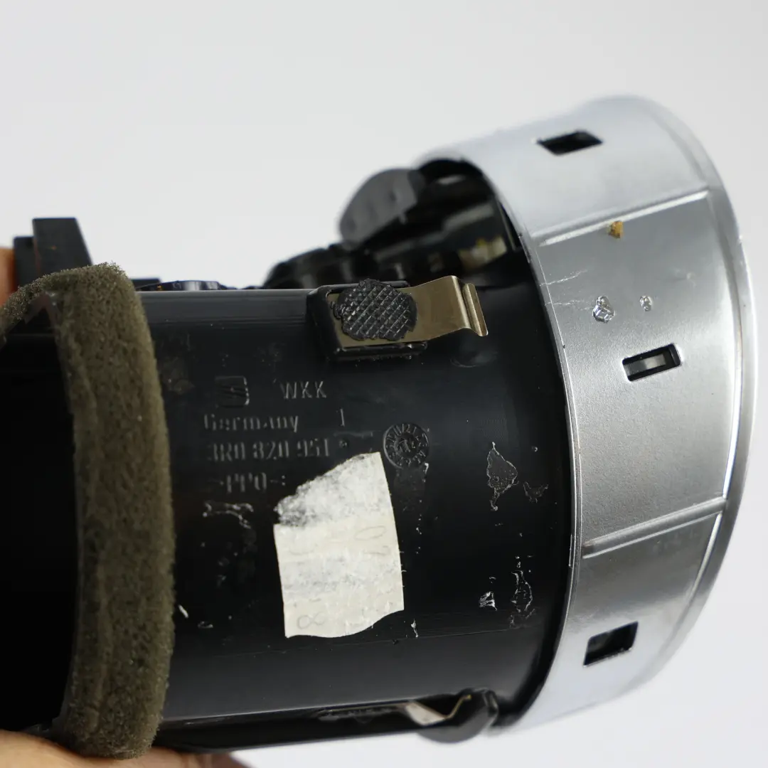 Seat Exeo 3R Armaturenbrett Mitte Air Vent Front Dash Düse Kühlergrill - SKU 3R0820951 - Teilenummer 3R0820951