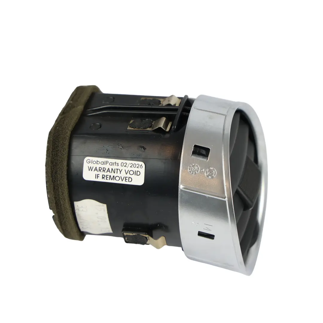 3R Kratka Nawiewu Środkowa Deski Rozdzielczej do Seat Exeo o numerze 3R0820951 Seat Exeo 3R Kratka Nawiewu Środkowa Deski Rozdzielczej - SKU 3R0820951 - Numer Części 3R0820951