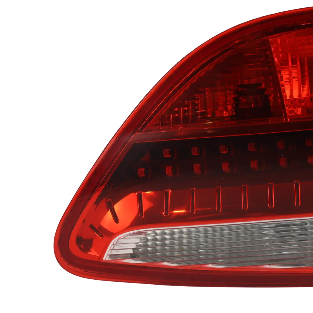 Seat Exeo 3R Luz Trasera Panel Lateral Interior Izquierdo - SKU 3R9945093A - Número de pieza 3R9945093A