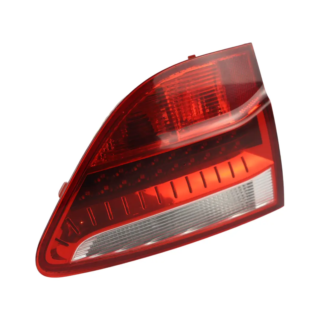 3R Rücklicht Lampe Seiten Verkleidung Innen Links für Seat Exeo mit Teilenummer 3R9945093A Seat Exeo 3R Rücklicht Lampe Seiten Verkleidung Innen Links - SKU 3R9945093A - Teilenummer 3R9945093A