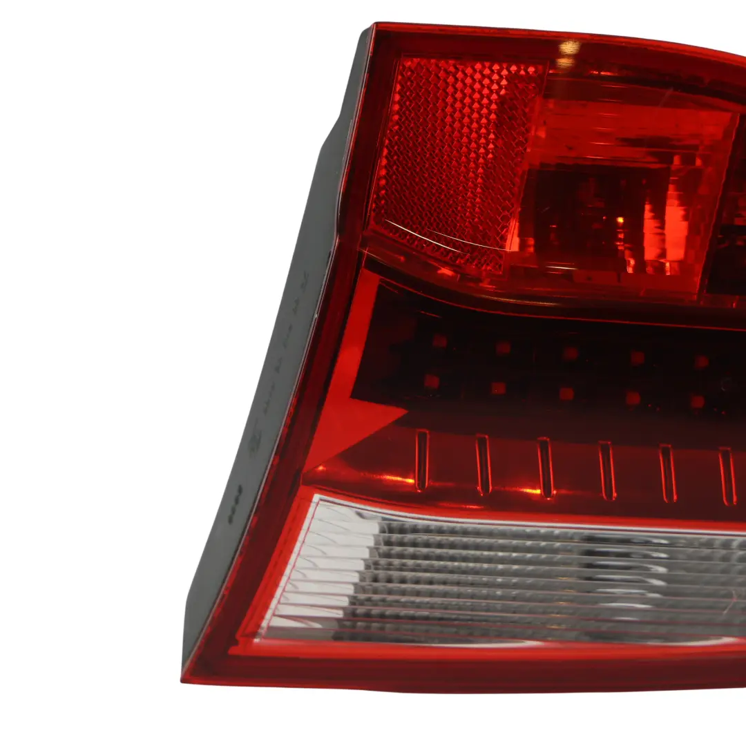 Seat Exeo 3R Fanale Posteriore Pannello Interno Destro - SKU 3R9945094A - Numero di parte 3R9945094A