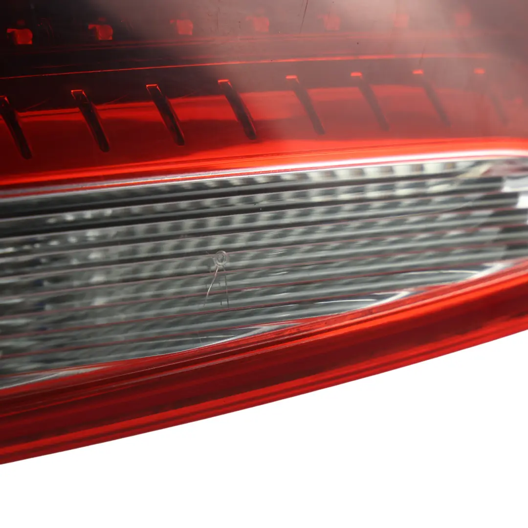 3R Rücklicht Lampe Seite Panel Innen Rechts für Seat Exeo mit Teilenummer 3R9945094A Seat Exeo 3R Rücklicht Lampe Seite Panel Innen Rechts - SKU 3R9945094A - Teilenummer 3R9945094A