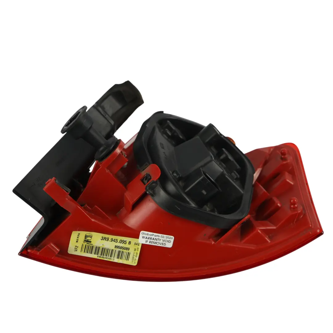 Seat Exeo 3R Lampa Tylna Zewnętrzna Lewa - SKU 3R9945095B - Numer Części 3R9945095B