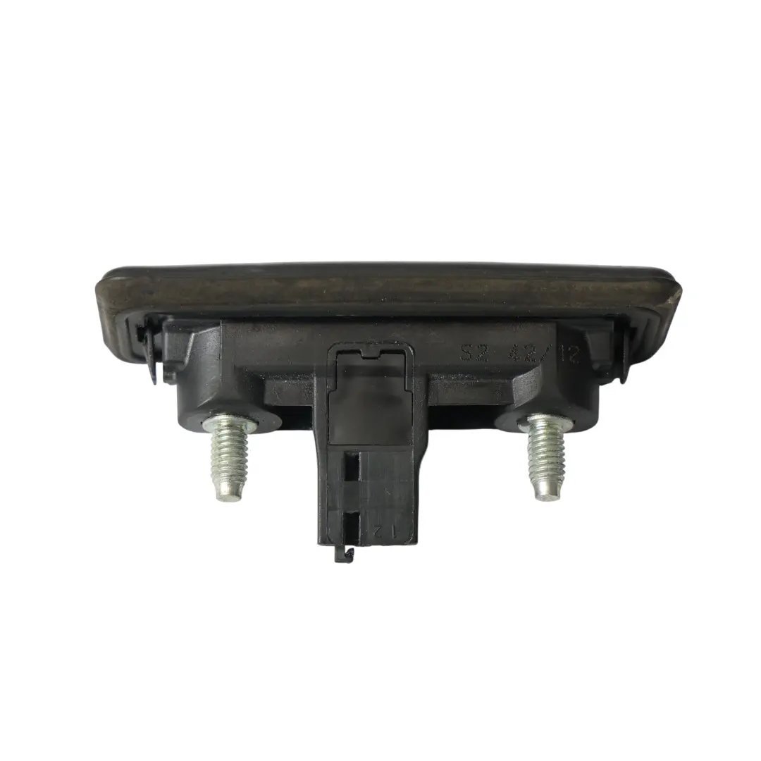 Audi A1 8X Bouton De Déverrouillage Du Hayon Arrière - SKU 3T0827566C - Numéro de pièce 3T0827566C