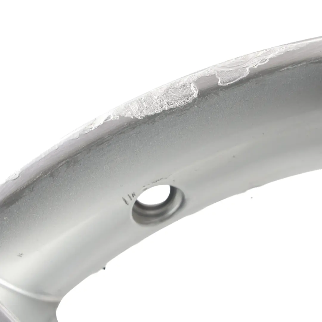 3V Srebrna Felga Aluminiowa 18" 8J ET:44 do Skoda Superb o numerze 3V0601025F Skoda Superb 3V Srebrna Felga Aluminiowa 18" 8J ET:44 - SKU 3V0601025F-1 - Numer Części 3V0601025F