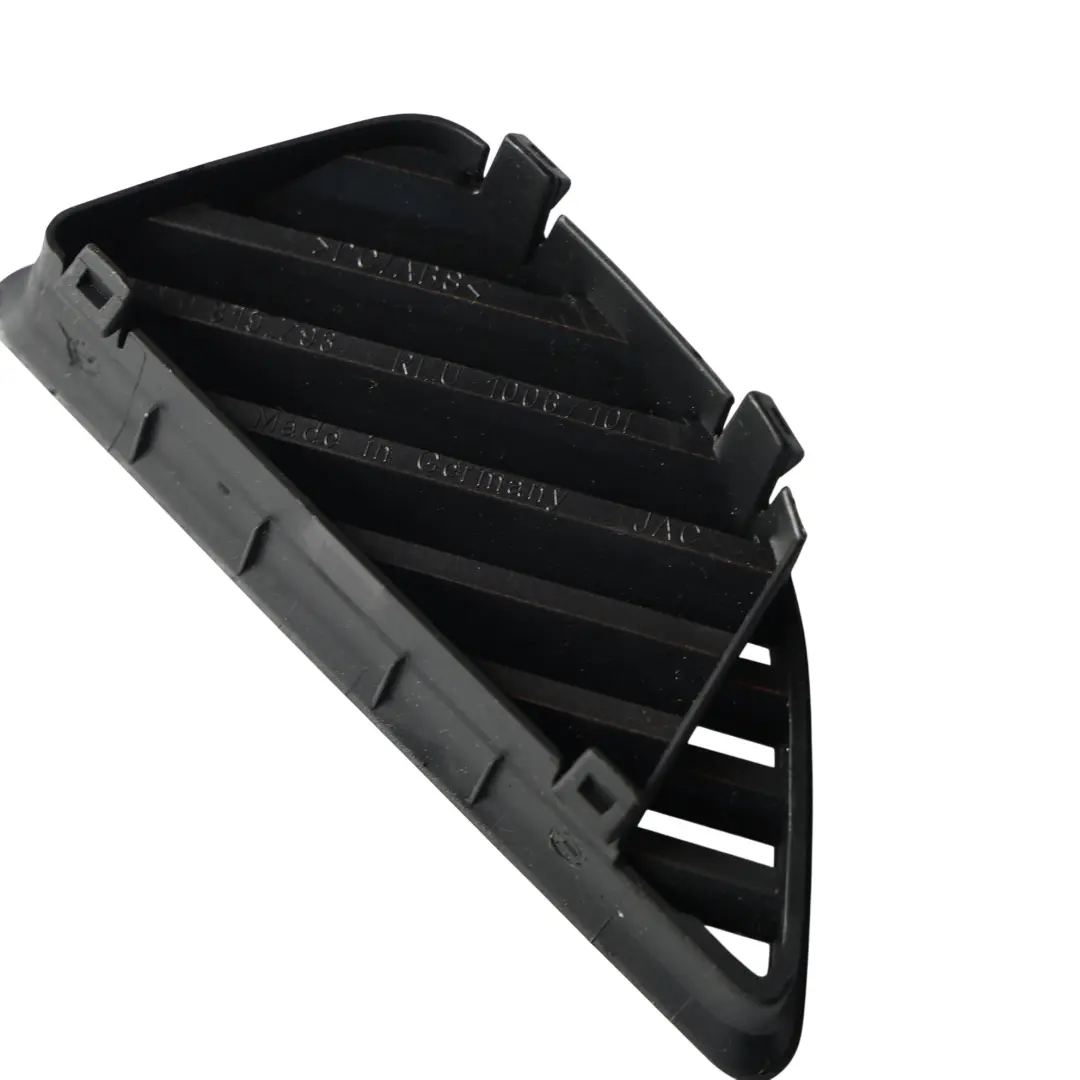 Rejilla Ventilación Aire Fresco Salpicadero Derecho para Skoda Superb III con número de pieza 3V0819793B Skoda Superb III Rejilla Ventilación Aire Fresco Salpicadero Derecho - SKU 3V0819793B - Número de pieza 3V0819793B