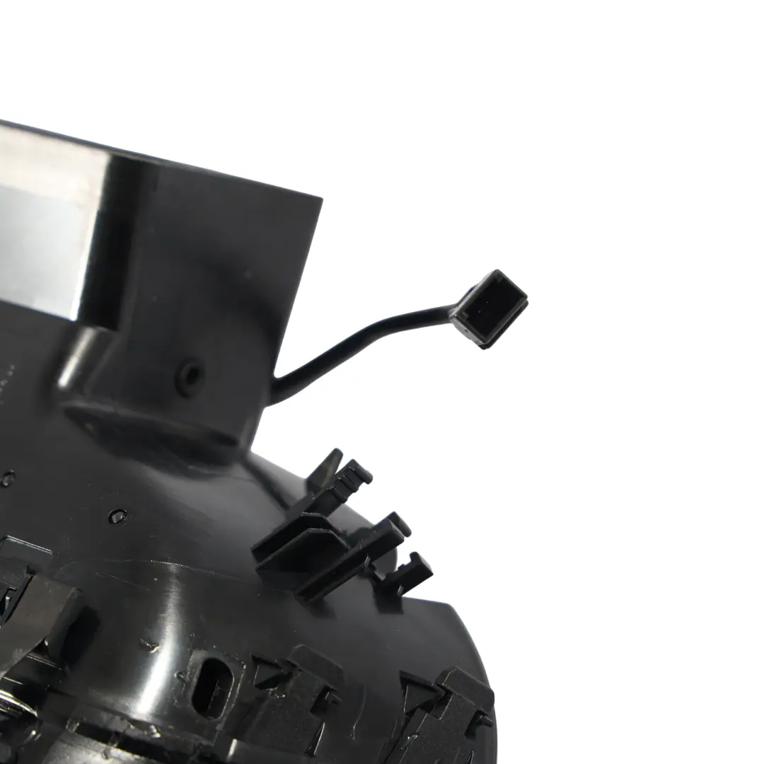 Mk3 3V Dashboard Centre Air Vent Nozzle Panel Trim to Skoda Superb with Part number 3V0820951C Skoda Superb Mk3 3V Dashboard Centre Air Vent Nozzle Panel Trim - SKU 3V0820951C - Part number 3V0820951C