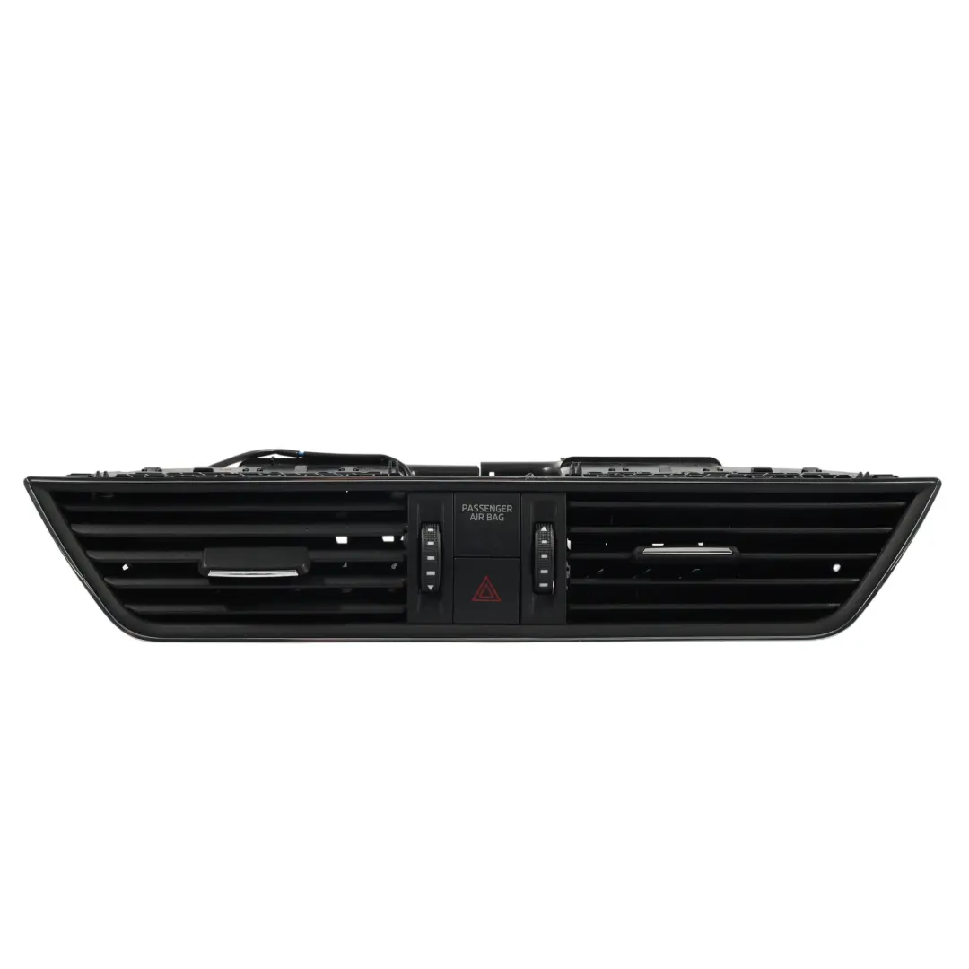 Mk3 3V Kratka Nawiewu Deski Rozdzielczej Środkowa do Skoda Superb o numerze 3V0820951C Skoda Superb Mk3 3V Kratka Nawiewu Deski Rozdzielczej Środkowa - SKU 3V0820951C - Numer Części 3V0820951C