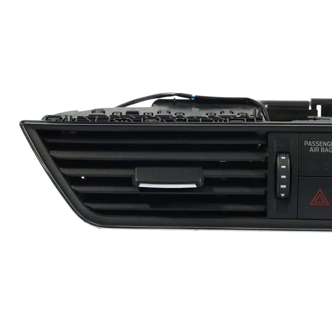 Mk3 3V Kratka Nawiewu Deski Rozdzielczej Środkowa do Skoda Superb o numerze 3V0820951C Skoda Superb Mk3 3V Kratka Nawiewu Deski Rozdzielczej Środkowa - SKU 3V0820951C - Numer Części 3V0820951C