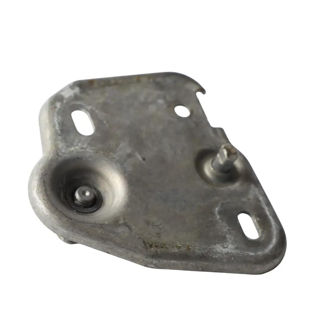 3V Seat Ibiza 6F Cappuccio Gancio Serratura Sinistra per Skoda Superb con numero di parte 3V0823185 Skoda Superb 3V Seat Ibiza 6F Cappuccio Gancio Serratura Sinistra - SKU 3V0823185 - Numero di parte 3V0823185