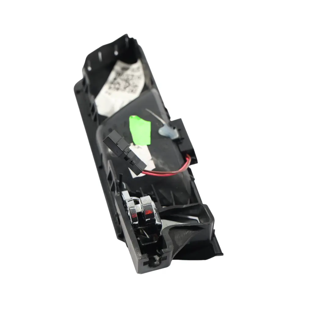 3V Actionneur Porte Poignée Intérieure Avant Gauche pour Skoda Superb à propos du numéro de pièce 3V0837221 Skoda Superb 3V Actionneur Porte Poignée Intérieure Avant Gauche - SKU 3V0837221 - Numéro de pièce 3V0837221