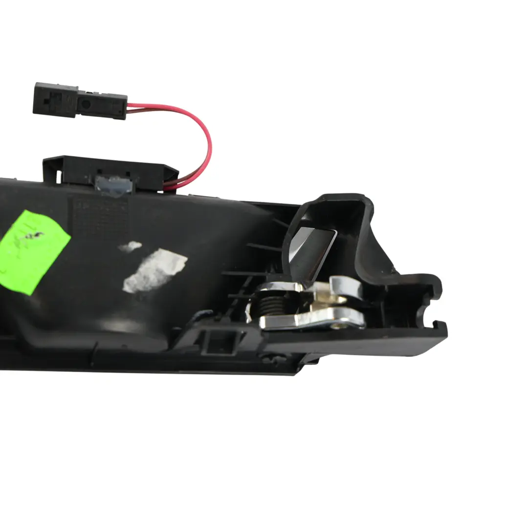 3V Klamka Wewnętrzna Tylna Tył Lewa do Skoda Superb o numerze 3V0839221 Skoda Superb 3V Klamka Wewnętrzna Tylna Tył Lewa - SKU 3V0839221 - Numer Części 3V0839221