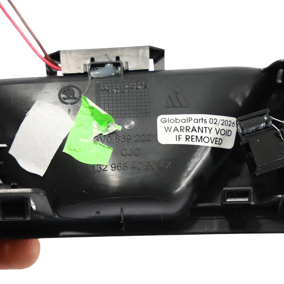 Mk3 3V Rear Door Handle Speaker Interior Right O/S Chrome to Skoda Superb with Part number 3V0839222 Skoda Superb Mk3 3V Rear Door Handle Speaker Interior Right O/S Chrome - SKU 3V0839222 - Part number 3V0839222