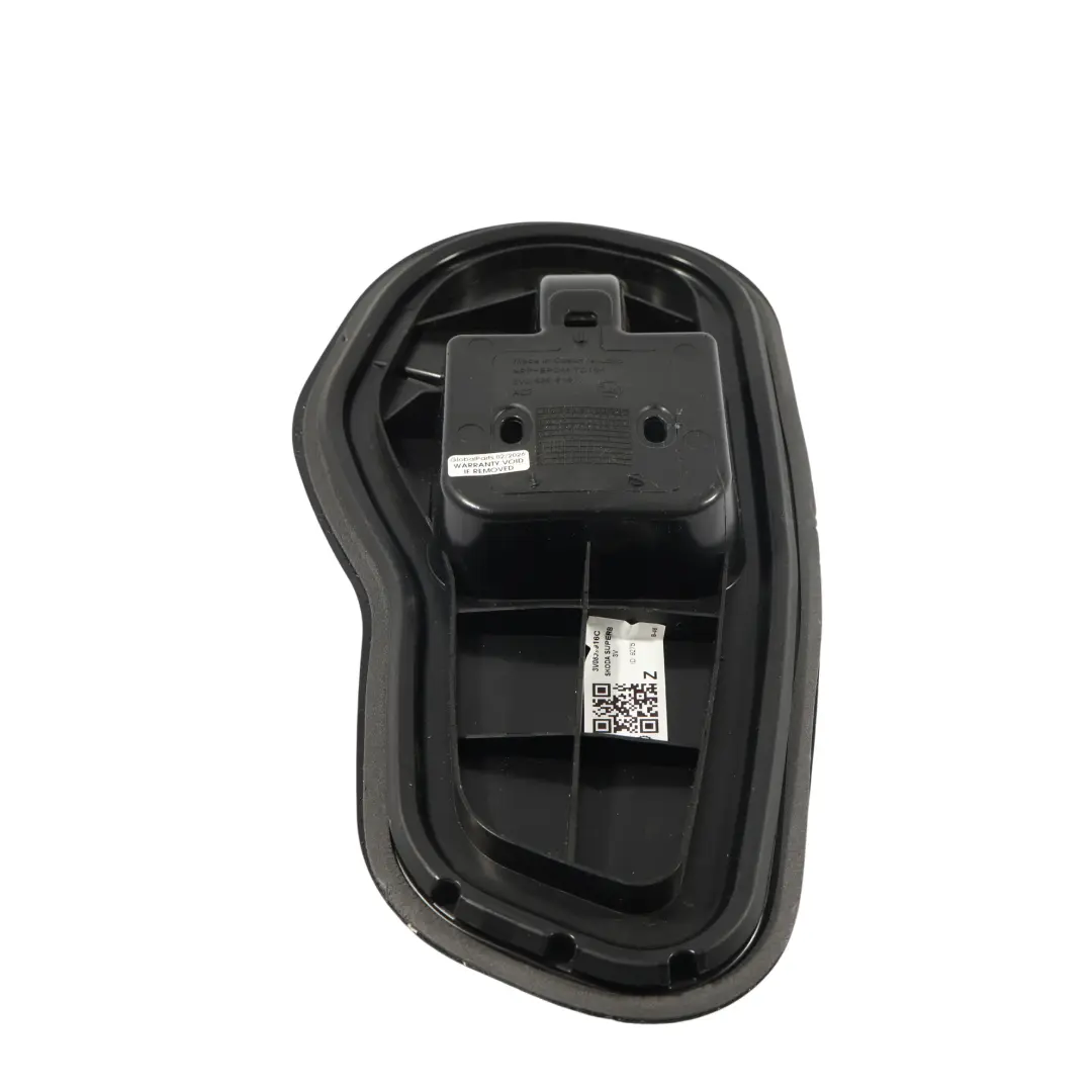 Skoda Superb Mk3 3V Tapa De La Puerta Trasera Panel Ajuste Derecho - SKU 3V0839916C - Número de pieza 3V0839916C