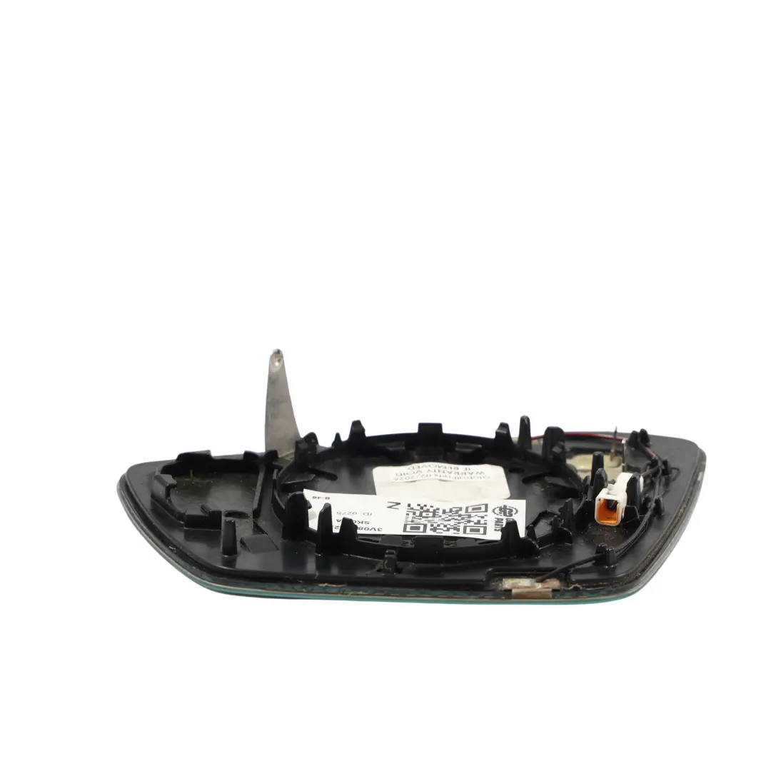 Mk3 3V Wing Mirror Glass Convex Right O/S to Skoda Superb with Part number 3V0857522C Skoda Superb Mk3 3V Wing Mirror Glass Convex Right O/S - SKU 3V0857522C - Part number 3V0857522C