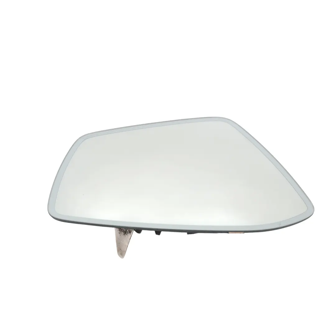 Mk3 3V Wing Mirror Glass Convex Right O/S to Skoda Superb with Part number 3V0857522C Skoda Superb Mk3 3V Wing Mirror Glass Convex Right O/S - SKU 3V0857522C - Part number 3V0857522C