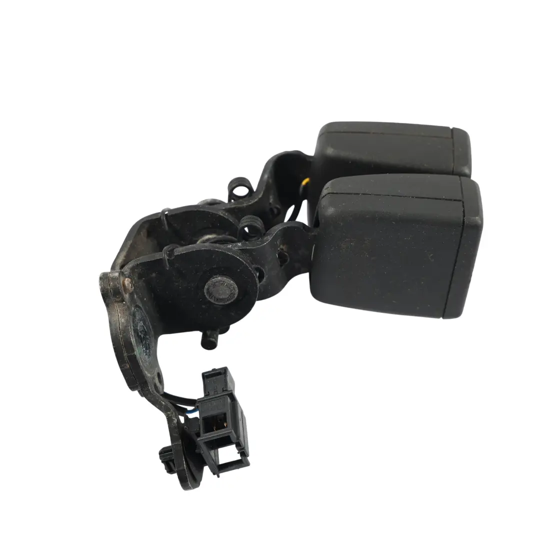 Mk3 Klamra Zapinka Pasa Bezpieczeństwa Środkowa Tył 3V0857739 do Skoda Superb o numerze 3V0857739A Skoda Superb Mk3 Klamra Zapinka Pasa Bezpieczeństwa Środkowa Tył 3V0857739 - SKU 3V0857739A - Numer Części 3V0857739A