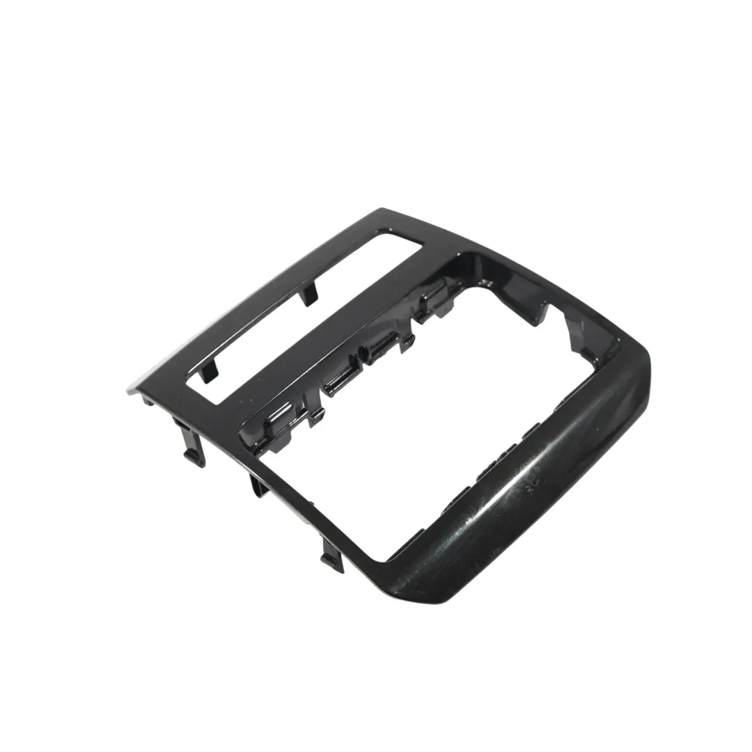 Mk3 3V Pannello Di Copertura Console Centrale Posteriore per Skoda Superb con numero di parte 3V0863365 Skoda Superb Mk3 3V Pannello Di Copertura Console Centrale Posteriore - SKU 3V0863365 - Numero di parte 3V0863365