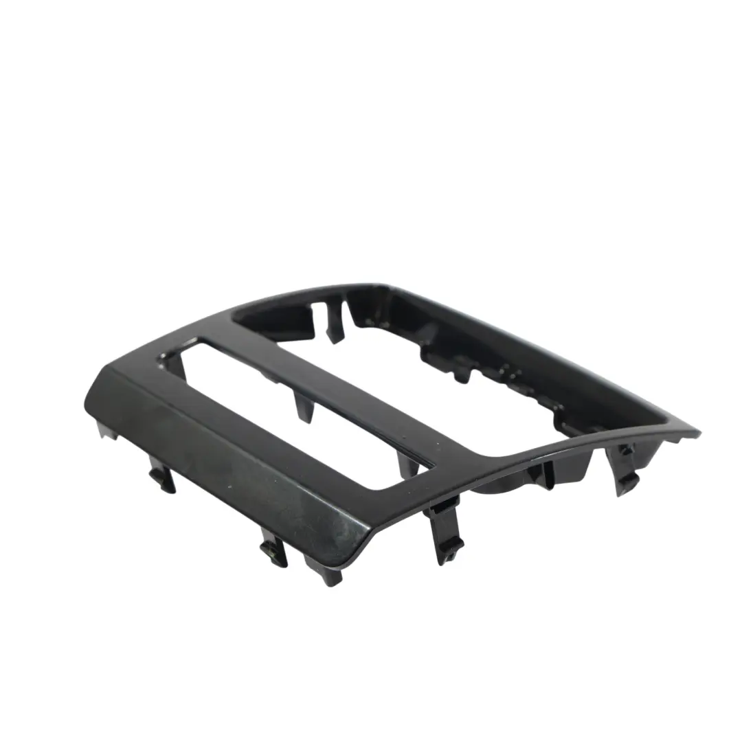 Mk3 3V Osłona Konsoli Środkowej Tył Tylna do Skoda Superb o numerze 3V0863365 Skoda Superb Mk3 3V Osłona Konsoli Środkowej Tył Tylna - SKU 3V0863365 - Numer Części 3V0863365