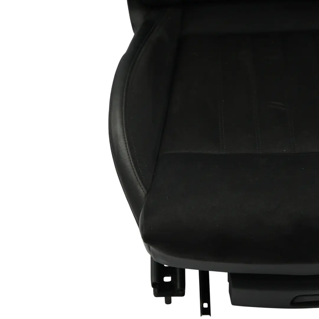 3V Fotel Przedni Lewy Przód Grzany Alcantara Skóra Czarny do Skoda Superb o numerze 3V0881805GK Skoda Superb 3V Fotel Przedni Lewy Przód Grzany Alcantara Skóra Czarny - SKU 3V0881805GK-1 - Numer Części 3V0881805GK