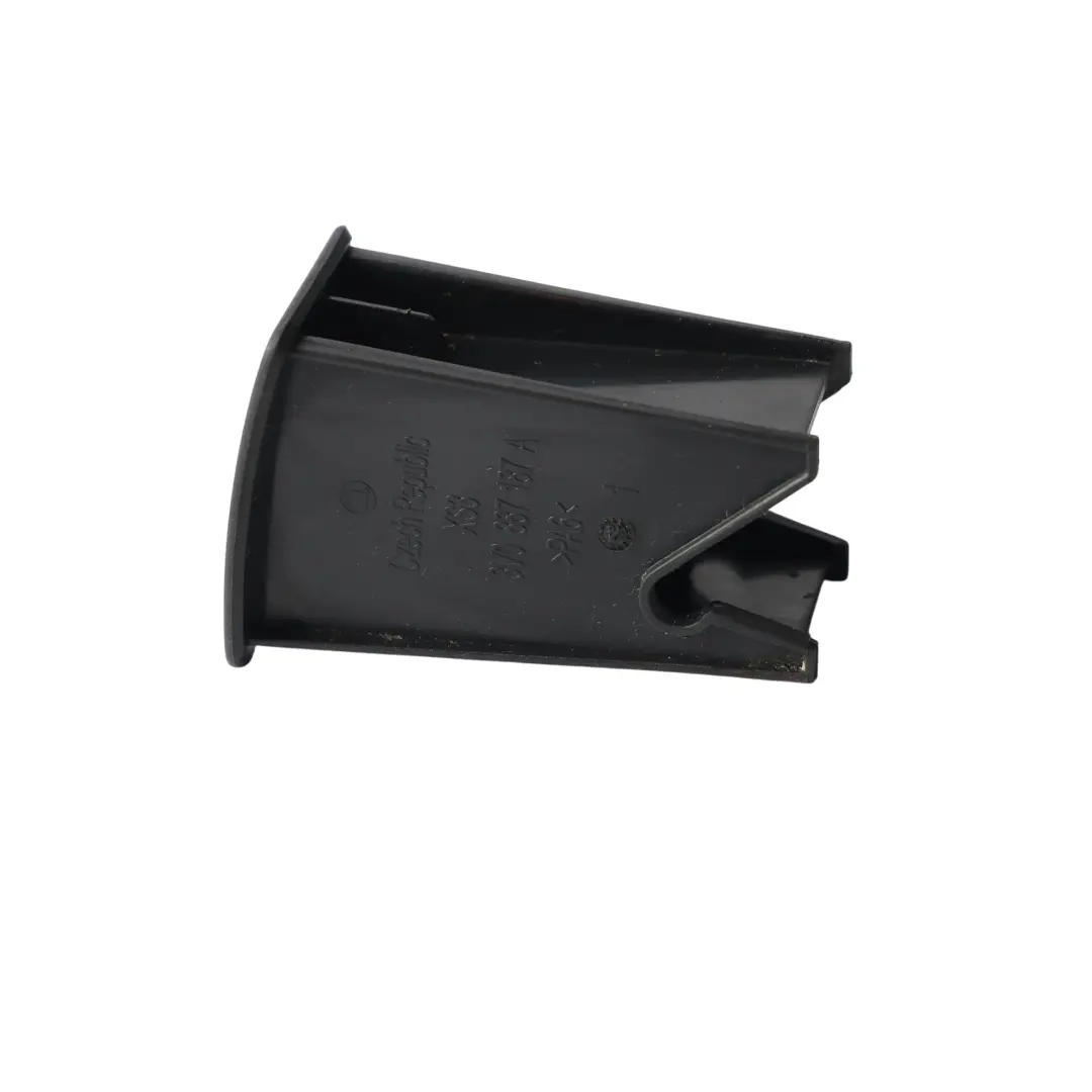 3V Asiento Infantil Isofix Cubierta Negro para Skoda Superb III con número de pieza 3V0887187A Skoda Superb III 3V Asiento Infantil Isofix Cubierta Negro - SKU 3V0887187A - Número de pieza 3V0887187A