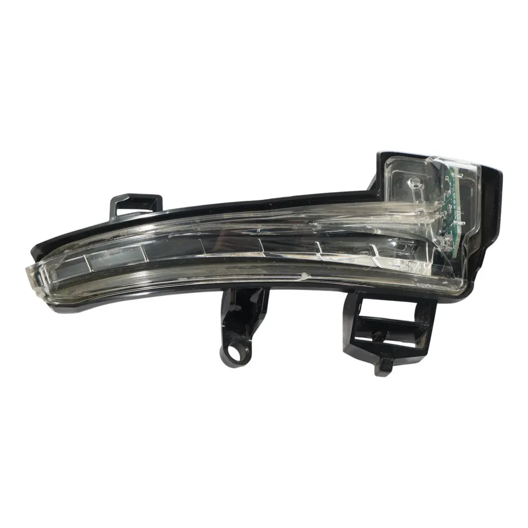 Mk3 Specchio Ala Indicatore Direzione Lampada Led Destra per Skoda Superb con numero di parte 3V0949102 Skoda Superb Mk3 Specchio Ala Indicatore Direzione Lampada Led Destra - SKU 3V0949102 - Numero di parte 3V0949102