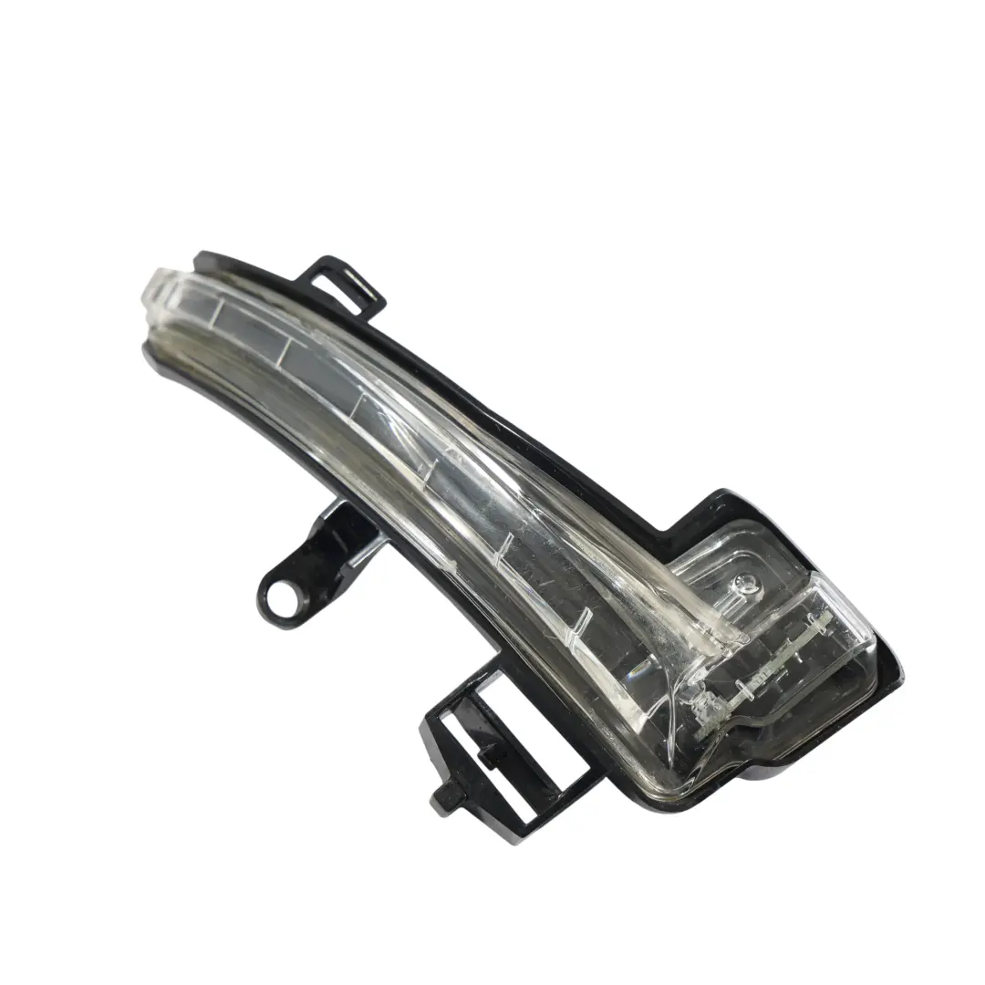 Mk3 Clignotant LED Droit Rétroviseur Extérieur Droit pour Skoda Superb à propos du numéro de pièce 3V0949102 Skoda Superb Mk3 Clignotant LED Droit Rétroviseur Extérieur Droit - SKU 3V0949102 - Numéro de pièce 3V0949102