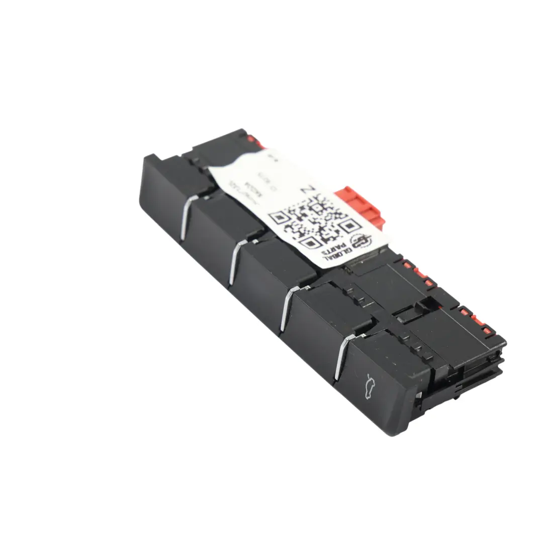 Mk3 3V Tailgate Opening Switch Control Panel Unit to Skoda Superb with Part number 3V2927132L Skoda Superb Mk3 3V Tailgate Opening Switch Control Panel Unit - SKU RHD-3V2927132L - Part number 3V2927132L