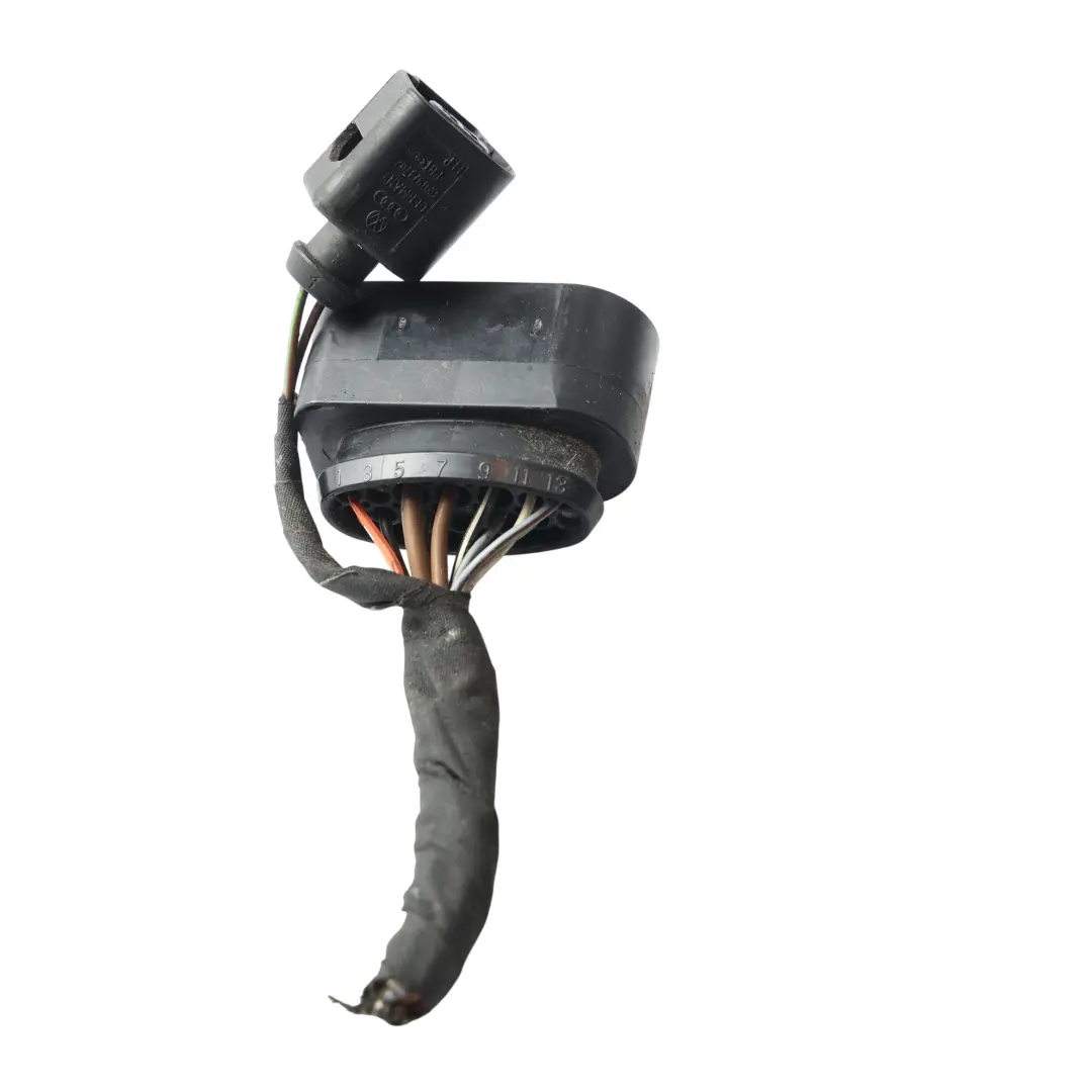 3V III Wtyczka Przewód Wiązka Lampy Lewy Przód do Skoda Superb o numerze 3V2941015A Skoda Superb 3V III Wtyczka Przewód Wiązka Lampy Lewy Przód - SKU 3V2941015A-1 - Numer Części 3V2941015A