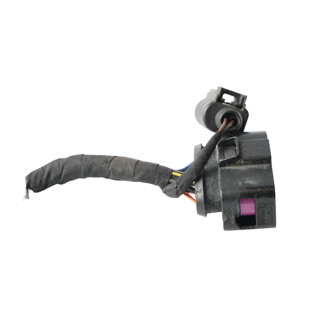 3V III Connecteur De Phare Avant Gauche pour Skoda Superb à propos du numéro de pièce 3V2941015A Skoda Superb 3V III Connecteur De Phare Avant Gauche - SKU 3V2941015A-1 - Numéro de pièce 3V2941015A