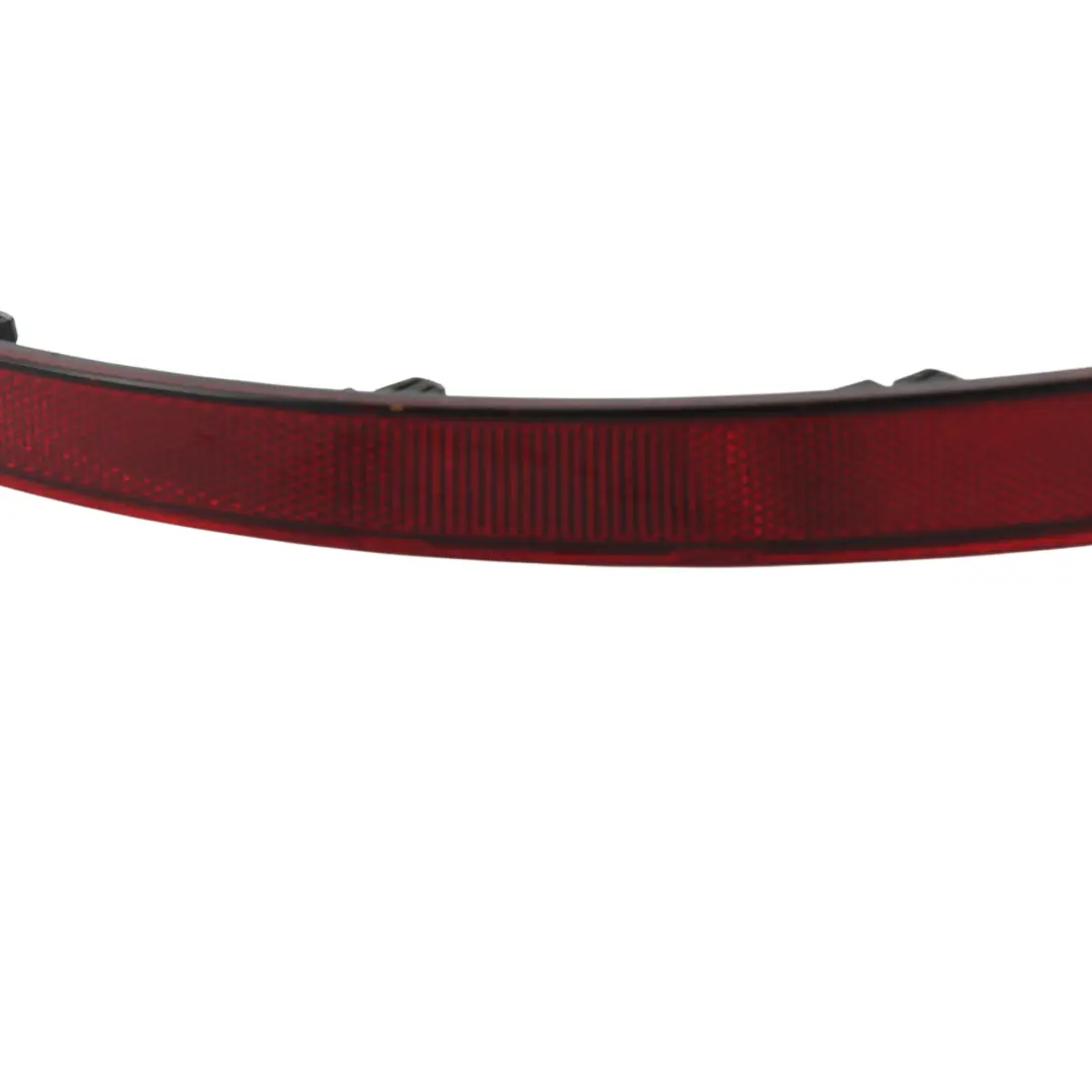 3V Rear Bumper Reflector Light Right O/S to Skoda Superb with Part number 3V5945106 Skoda Superb 3V Rear Bumper Reflector Light Right O/S - SKU 3V5945106 - Part number 3V5945106