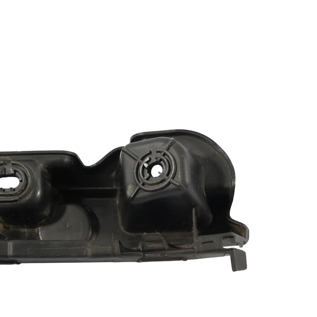 Mk3 3V Uchwyt Mocowanie Ślizg Zderzaka Tył Lewy do Skoda Superb o numerze 3V9807393A Skoda Superb Mk3 3V Uchwyt Mocowanie Ślizg Zderzaka Tył Lewy - SKU 3V9807393A - Numer Części 3V9807393A