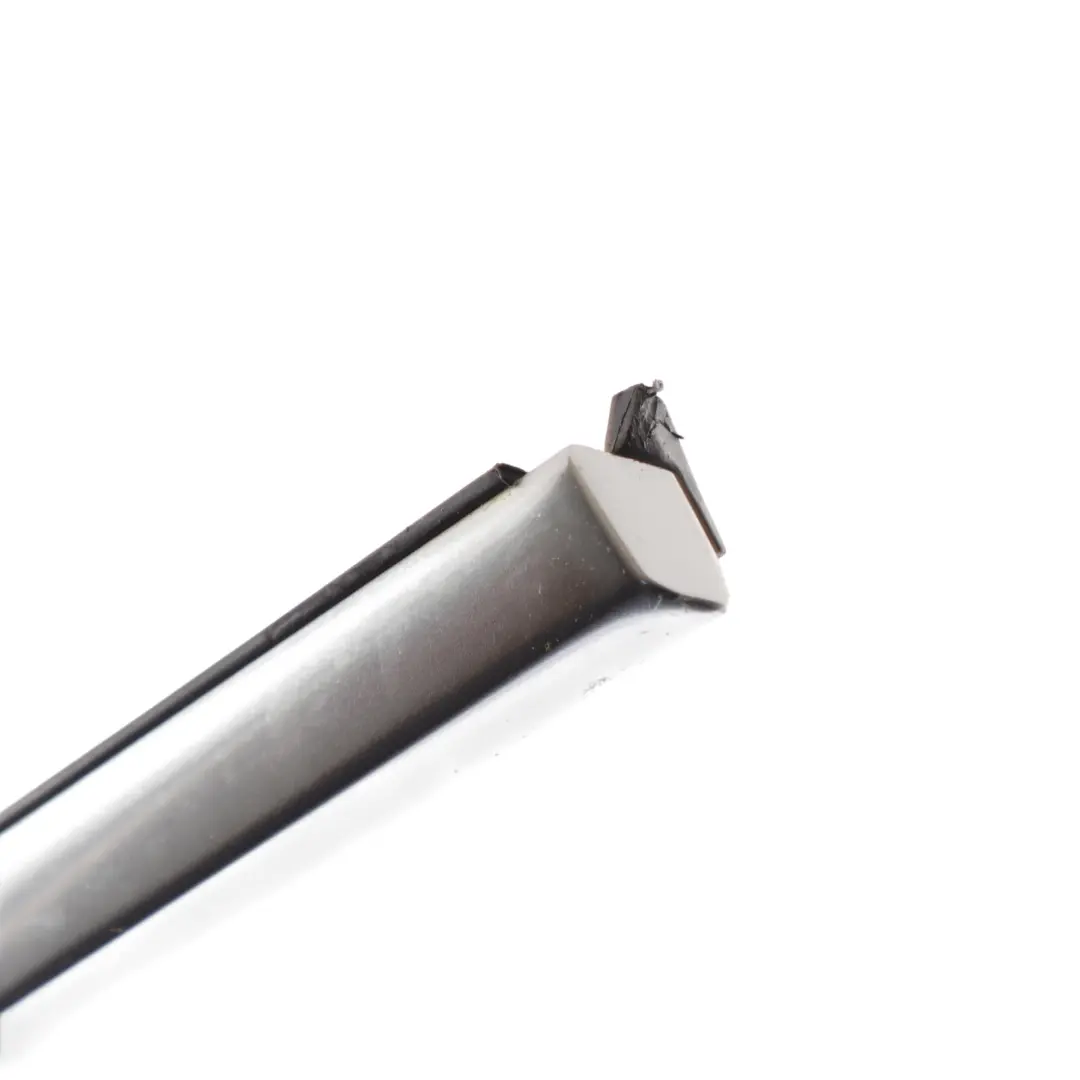 Skoda Superb 3V Combi Guarnizione Finestrino Posteriore Sinistro - SKU 3V9839475F - Numero di parte 3V9839475F