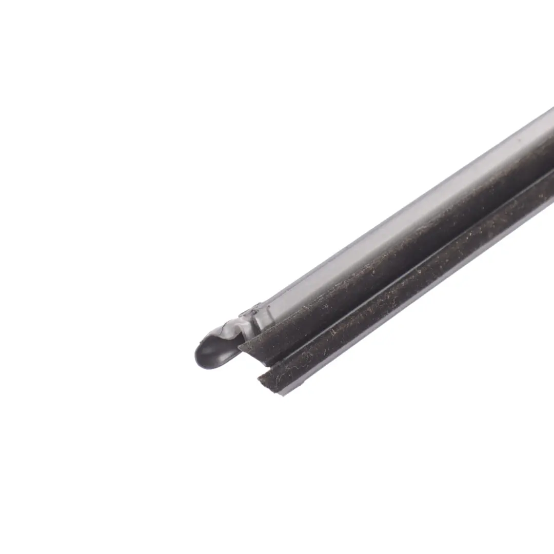 Skoda Superb 3V Combi Tylna Wewnętrzna Uszczelka Szyby Lewa - SKU 3V9839479 - Numer Części 3V9839479