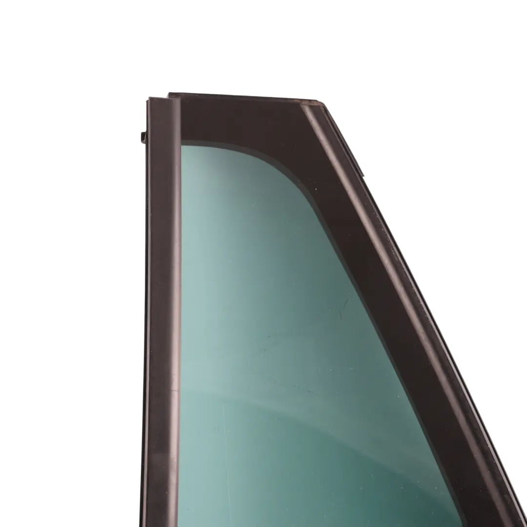 3V Rear Quarter Window Glass Tinted Green Left N/S to Skoda Superb with Part number 3V9845213E Skoda Superb 3V Rear Quarter Window Glass Tinted Green Left N/S - SKU 3V9845213E - Part number 3V9845213E